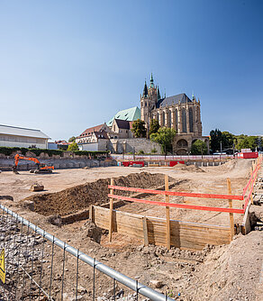 Erfurt Dom mit Baugrube