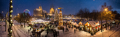 Erfurter Weihnachtsmarkt im Schnee