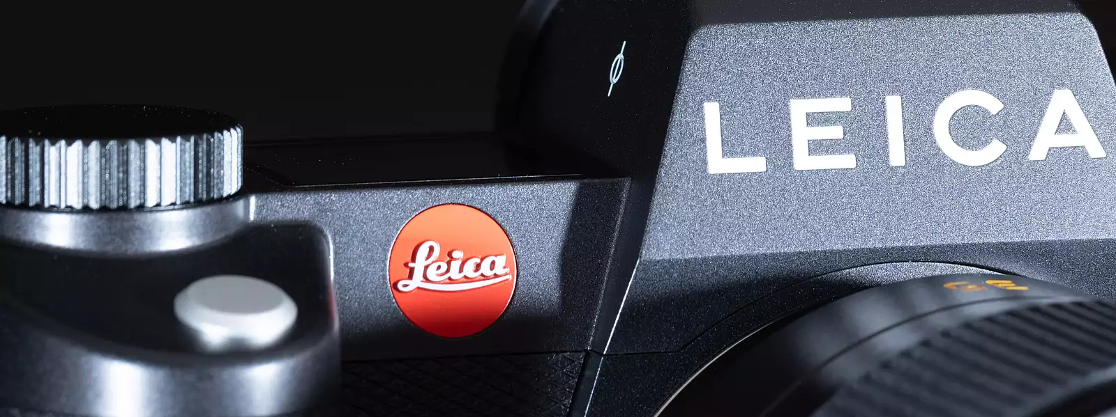 Detail der Leica SL3 und nicht von der Leica S4 Detail der Leica SL3 und nicht von der Leica S4